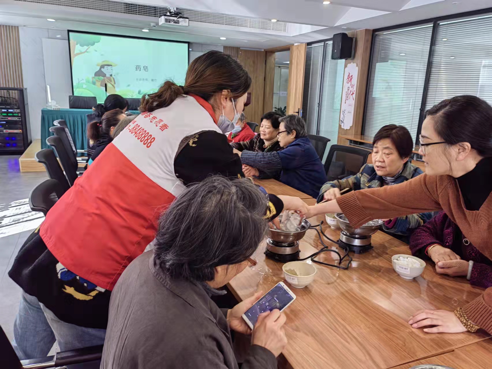 微信图片_202111101545382.jpg